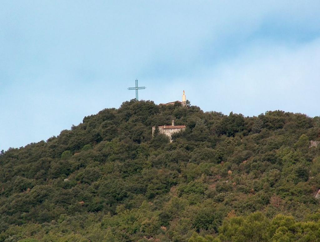 massif leval notre dame paracol